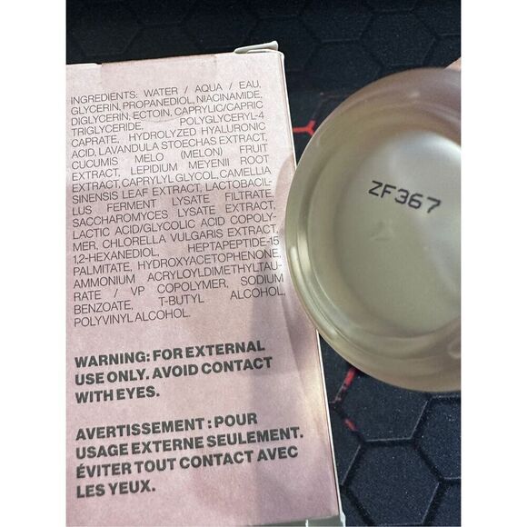 Dermaflash HYDRAFLASH COCOONING SERUM™ Smoothing, Firming + Depuffing Serum 30ml - Picture 3 of 6